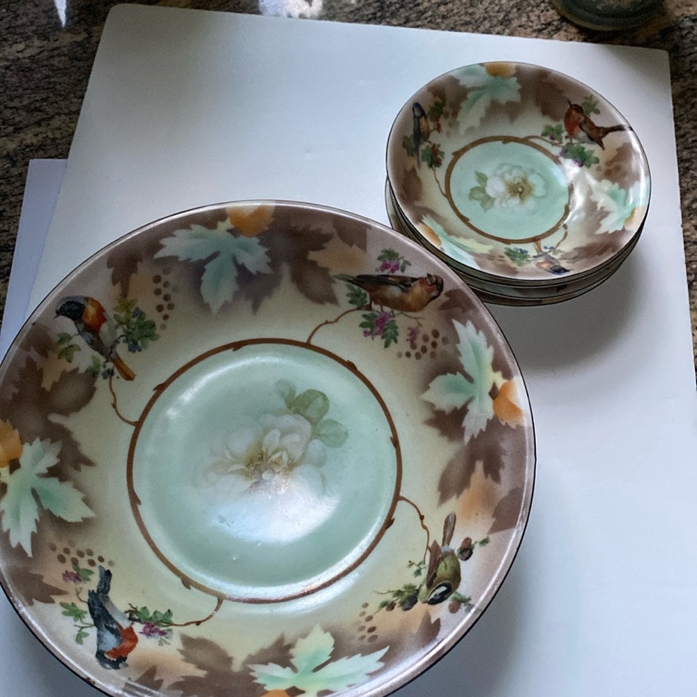 Antique Prov Saxe Germany serving bowl. And 4 individual dessert dishes